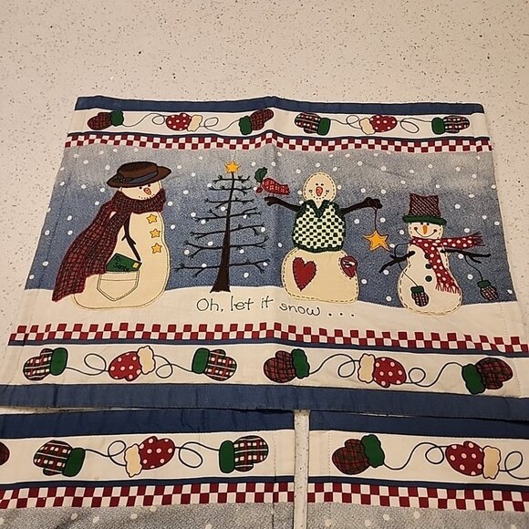 Vintage Set of 3 Christmas Holiday Snowman Tree Let It Snow Placemats - Picture 2 of 7